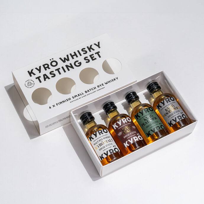 Set de dégustation de whisky Kyrö ouvert