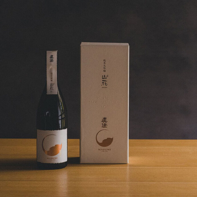 Masumi Sake Sanka mit Box