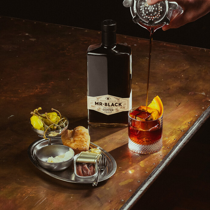 Mr Black Espresso Old Fashioned plus Apéro